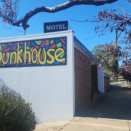 Bunkhouse Motel Cooma Exterior photo